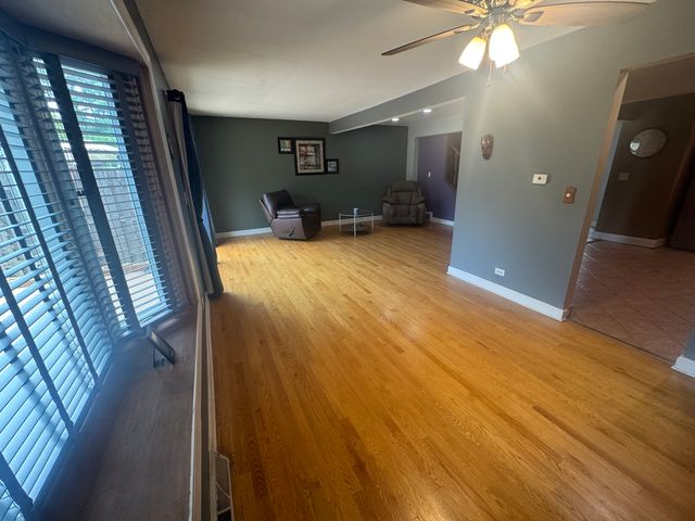 140 Julie Road, Bolingbrook, IL 60440