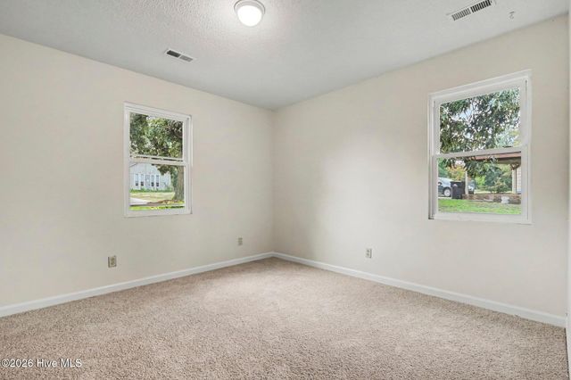 105 Lake Hurst Drive, Dudley, NC 28333