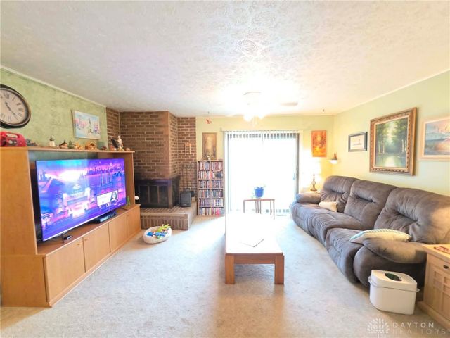 2858 Foxwood Court, Miamisburg, OH 45342