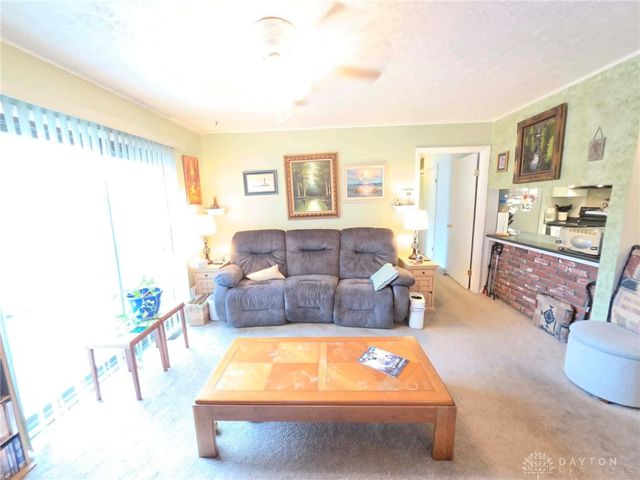 2858 Foxwood Court, Miamisburg, OH 45342