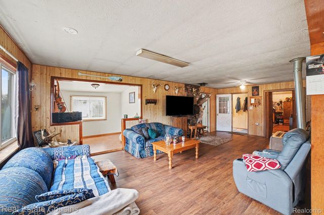 5881 Apple Hill Drive, Surrey Township, MI 48632