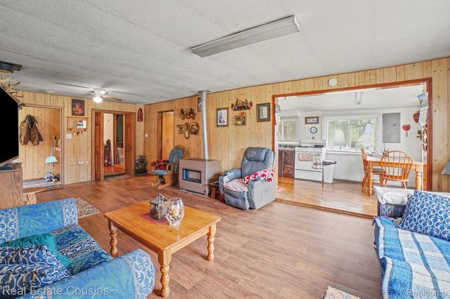 5881 Apple Hill Drive, Surrey Township, MI 48632