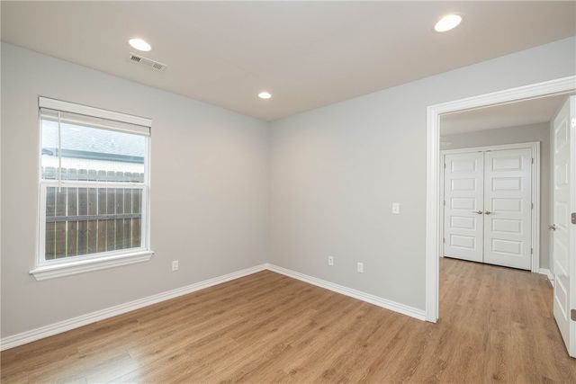 6013 Quinn Street, Fayetteville, AR 72704