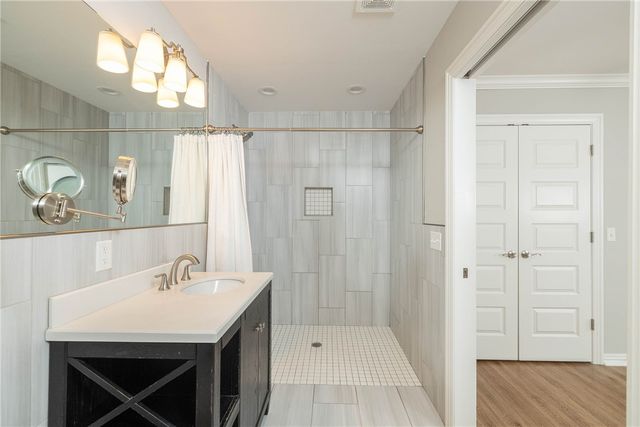 6013 Quinn Street, Fayetteville, AR 72704