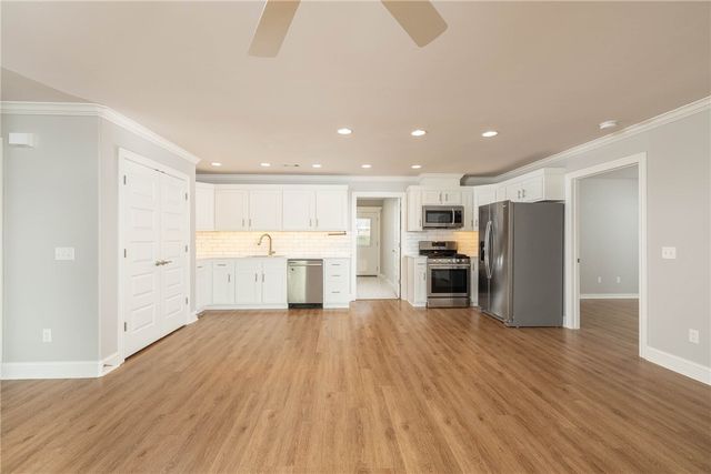 6013 Quinn Street, Fayetteville, AR 72704