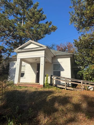 312 2nd Avenue, Manchester, GA 31816