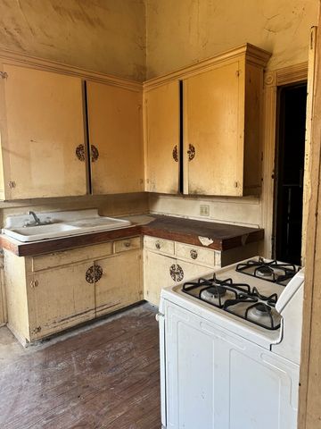 312 2nd Avenue, Manchester, GA 31816