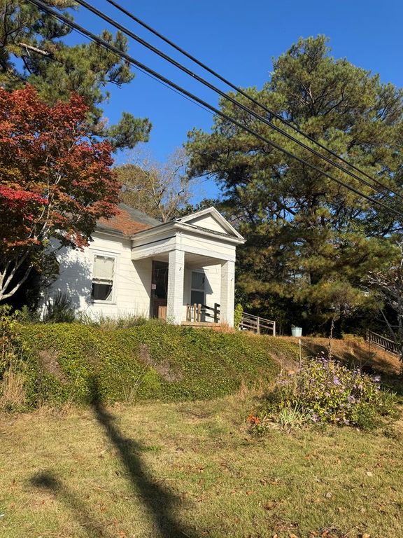 312 2nd Avenue, Manchester, GA 31816