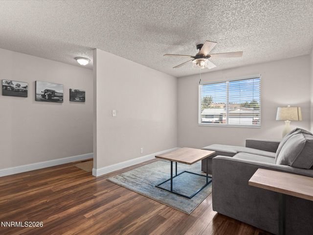 3037 Chollar Circle, Sparks, NV 89434