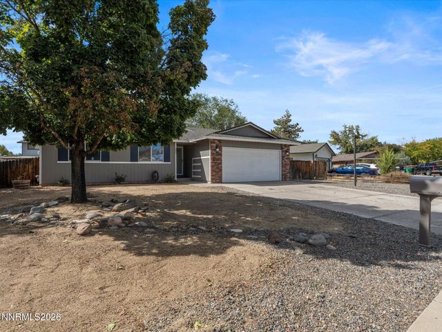 3037 Chollar Circle, Sparks, NV 89434