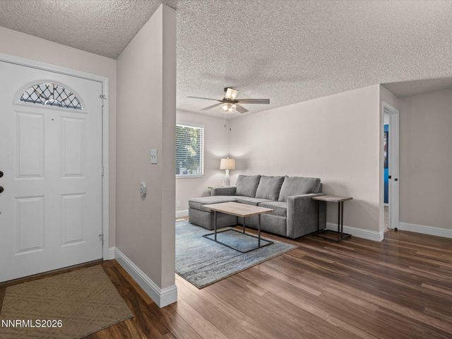 3037 Chollar Circle, Sparks, NV 89434