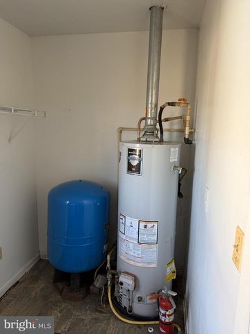 1604 STEAMBOAT WHARF RD, Fishing Creek, MD 21634