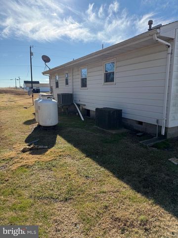 1604 STEAMBOAT WHARF RD, Fishing Creek, MD 21634