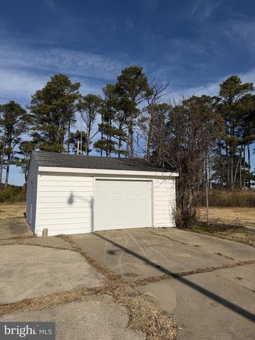 1604 STEAMBOAT WHARF RD, Fishing Creek, MD 21634