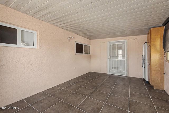 8210 E CALYPSO Avenue, Mesa, AZ 85208