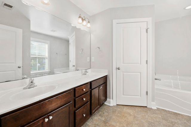 104 Crossandra Avenue, Summerville, SC 29483