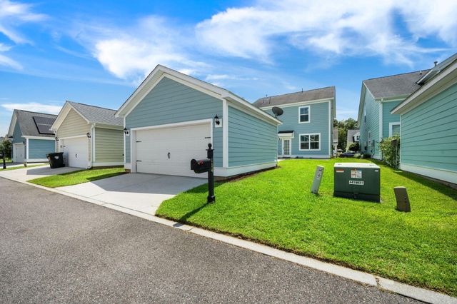 104 Crossandra Avenue, Summerville, SC 29483