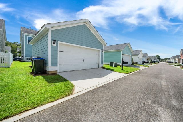 104 Crossandra Avenue, Summerville, SC 29483