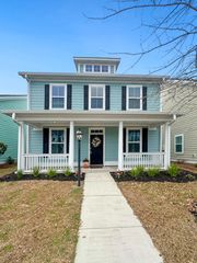 104 Crossandra Avenue, Summerville, SC 29483