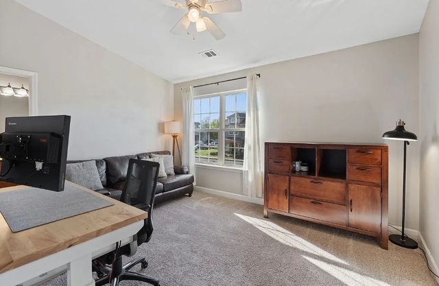 5433 Perlou Ln, Murfreesboro, TN 37128