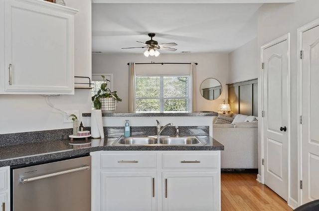 5433 Perlou Ln, Murfreesboro, TN 37128
