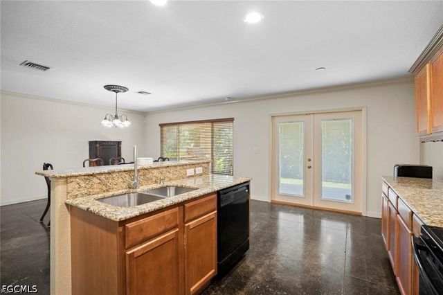 2032 NW 5th ST, Cape Coral, FL 33993
