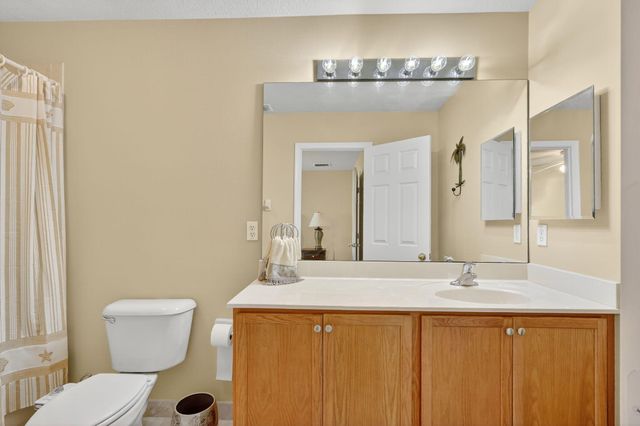 2990 SE Lexington Lakes Drive, Stuart, FL 34994