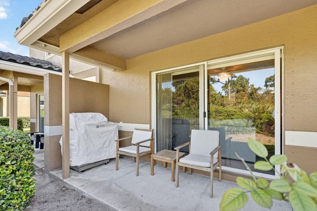 2990 SE Lexington Lakes Drive, Stuart, FL 34994