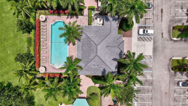 2990 SE Lexington Lakes Drive, Stuart, FL 34994