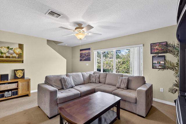 2990 SE Lexington Lakes Drive, Stuart, FL 34994