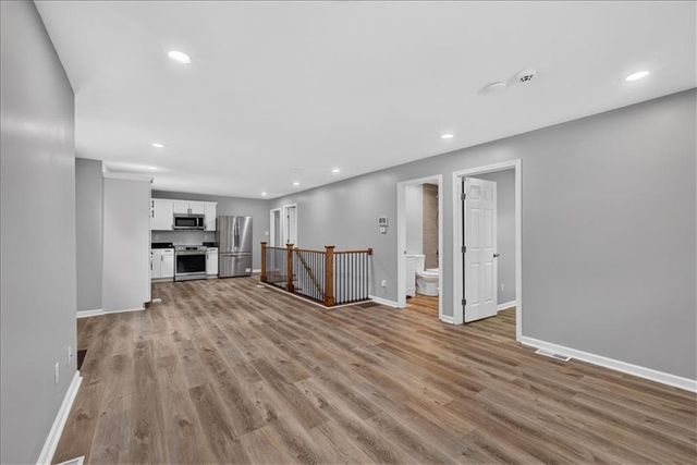 222 W Mill Street, Independence, MO 64050