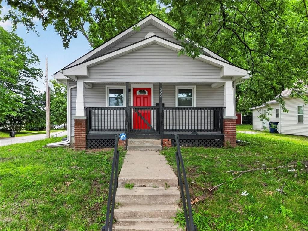 222 W Mill Street, Independence, MO 64050