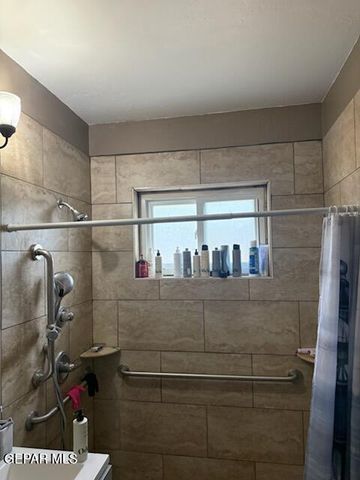 7423 ALPINE Drive, El Paso, TX 79915