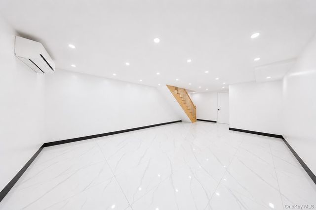 25 Goodwin Place, Brooklyn, NY 11221