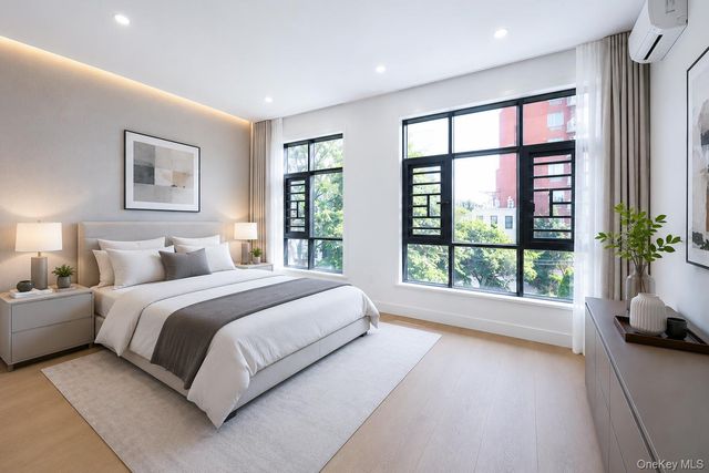 25 Goodwin Place, Brooklyn, NY 11221