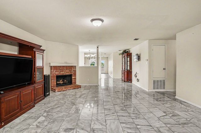 3882 Steeplechase Drive, Fort Worth, TX 76123