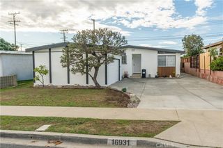 16931 S Raymond Avenue, Gardena, CA 90247
