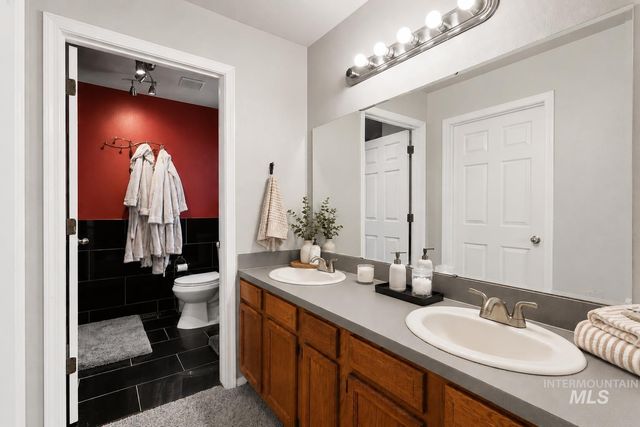 3747 S Mcguire Pl, Meridian, ID 83642