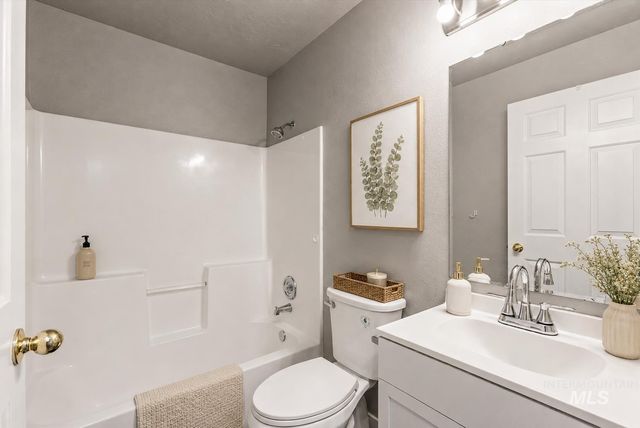 3747 S Mcguire Pl, Meridian, ID 83642