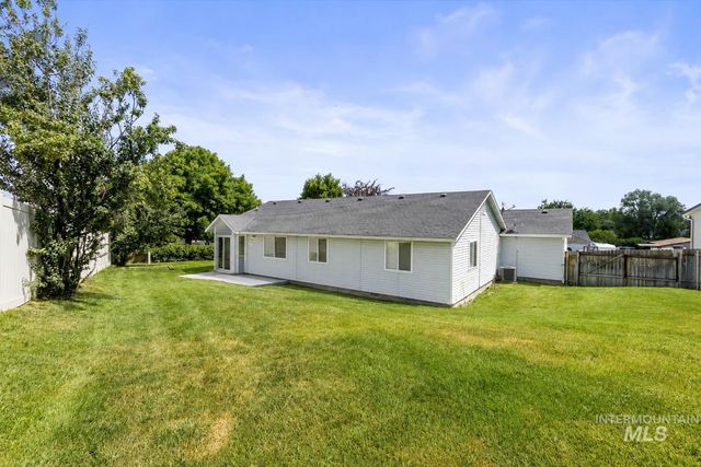 3747 S Mcguire Pl, Meridian, ID 83642