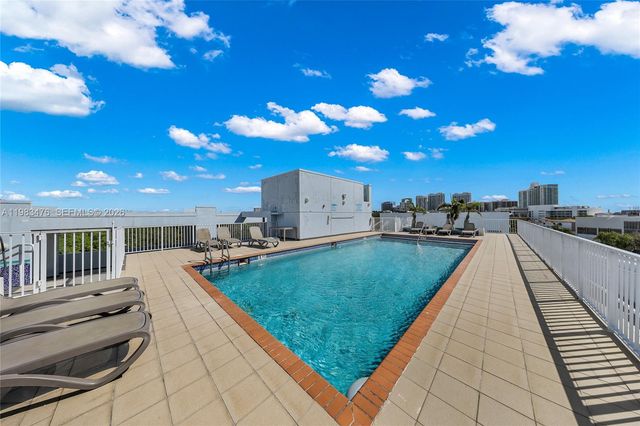 3250 Grand Ave 303, Miami, FL 33133