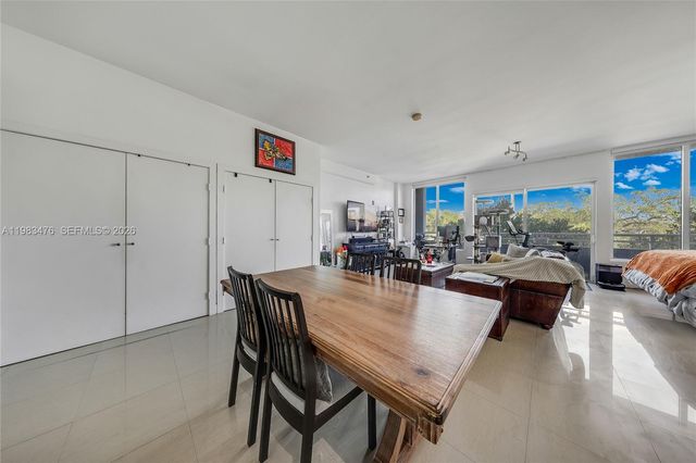 3250 Grand Ave 303, Miami, FL 33133