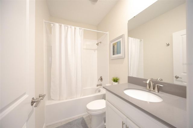 8933 CABOT CLIFFS DRIVE, Davenport, FL 33896