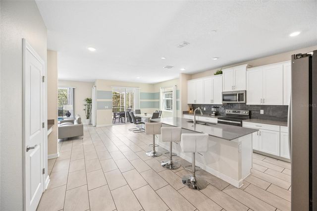 8933 CABOT CLIFFS DRIVE, Davenport, FL 33896