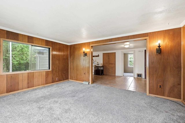 941 17TH STREET SOUTH, Wisconsin Rapids, WI 54494