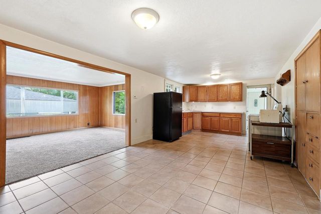 941 17TH STREET SOUTH, Wisconsin Rapids, WI 54494