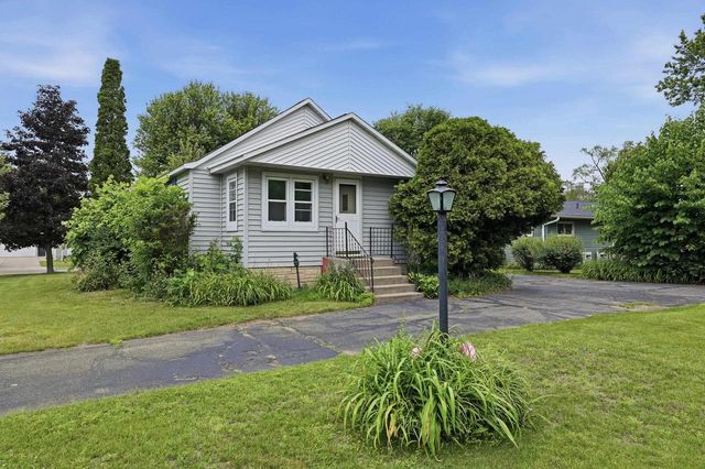 941 17TH STREET SOUTH, Wisconsin Rapids, WI 54494