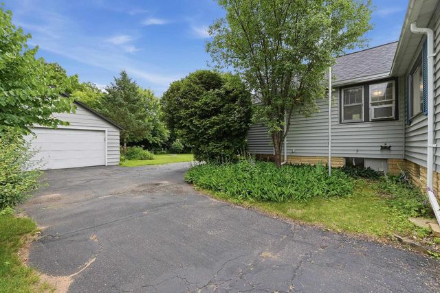 941 17TH STREET SOUTH, Wisconsin Rapids, WI 54494