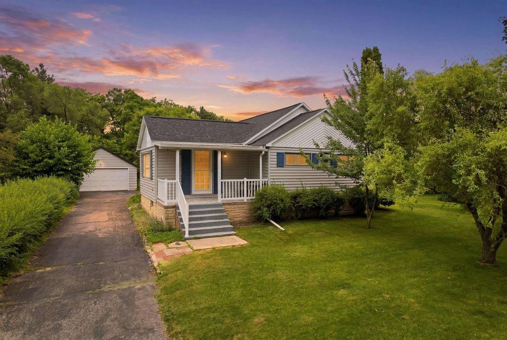 941 17TH STREET SOUTH, Wisconsin Rapids, WI 54494