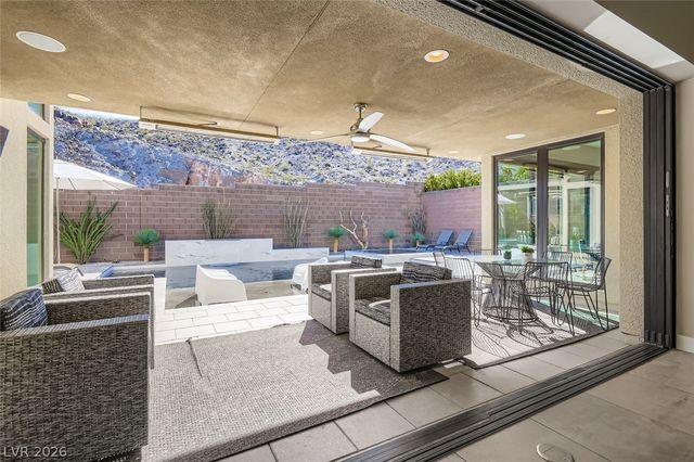 2219 Ledge Rock Lane, Henderson, NV 89052